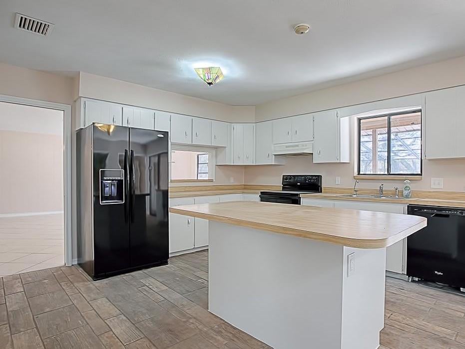 Two Fruitland Park, FL Homes For Sale Pools, 5+ Acres, & A Waterfront